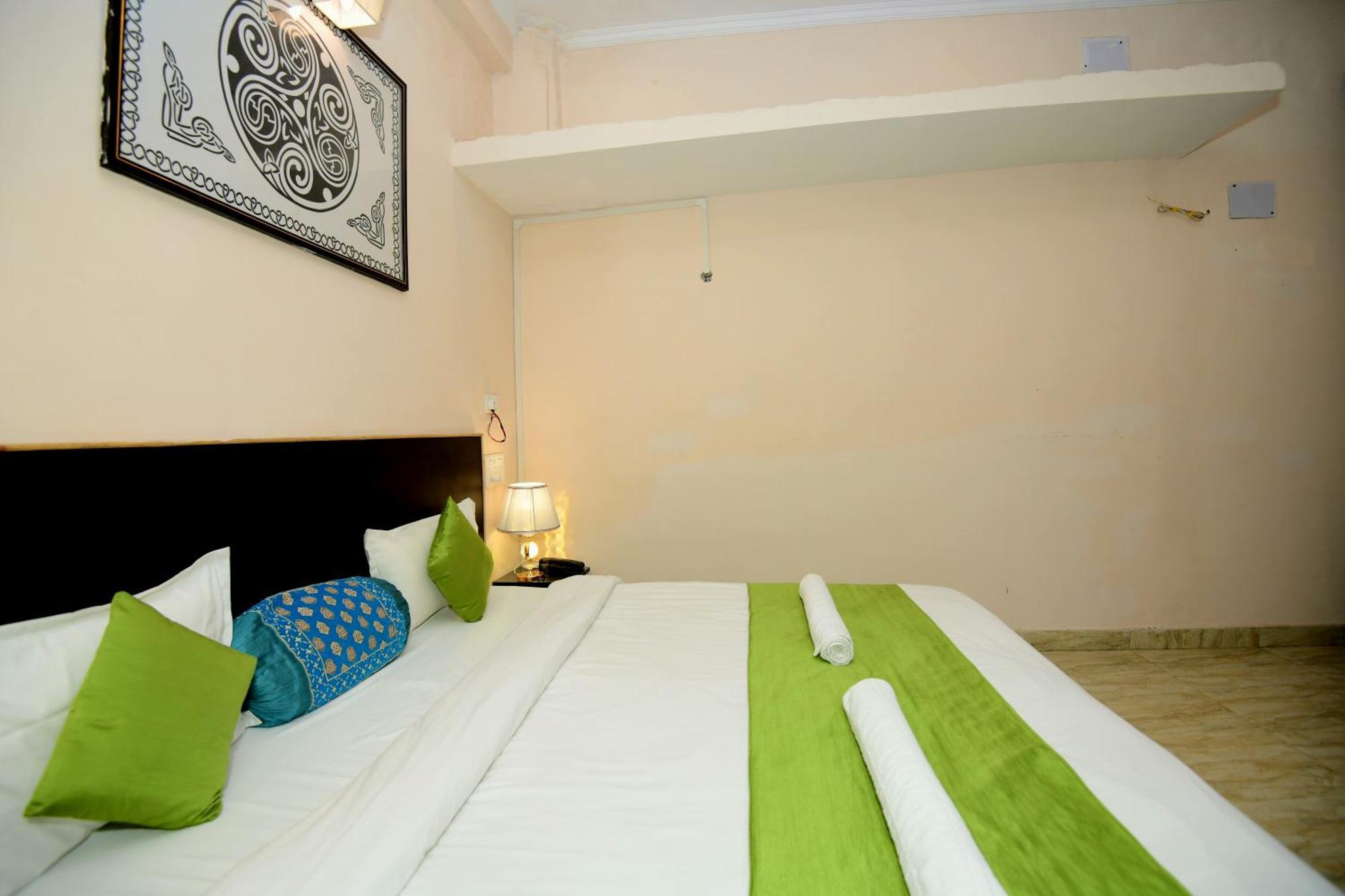 Ap Palace Hotel, Ayodhya Zewnętrze zdjęcie