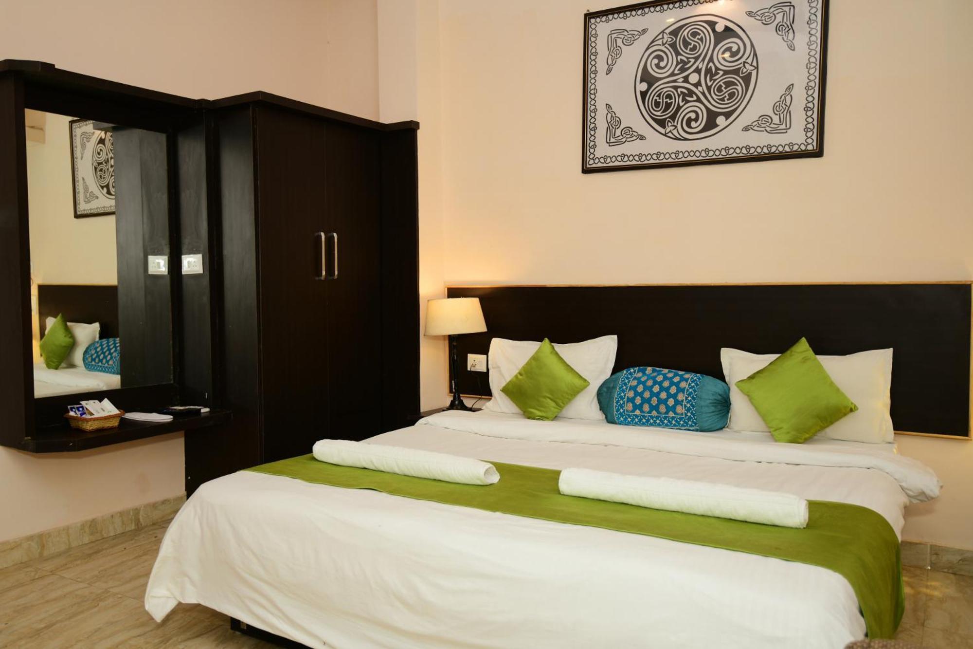 Ap Palace Hotel, Ayodhya Zewnętrze zdjęcie
