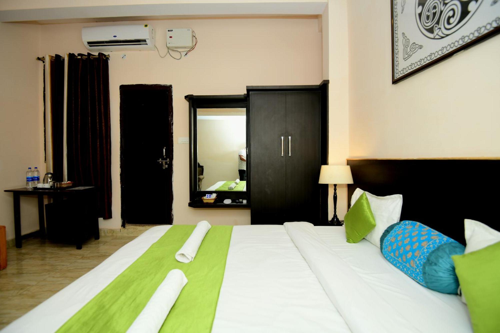 Ap Palace Hotel, Ayodhya Zewnętrze zdjęcie
