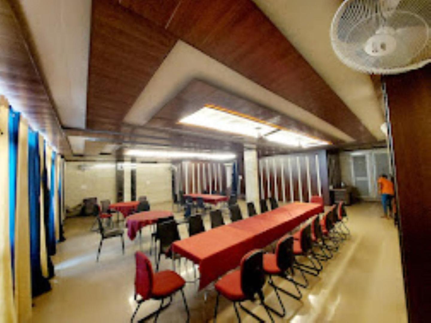 Ap Palace Hotel, Ayodhya Zewnętrze zdjęcie